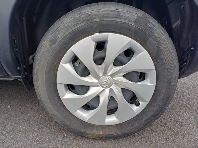 Toyota Yaris - Photo 9