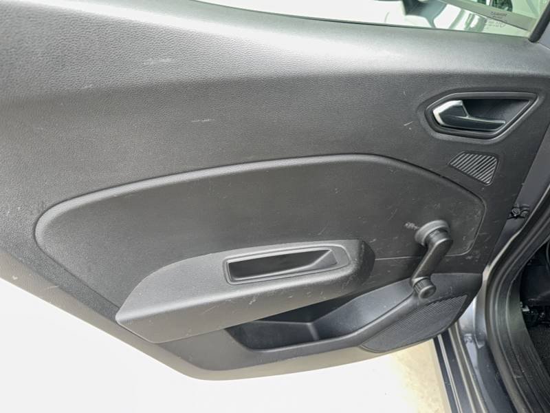 Renault Clio - Photo 13
