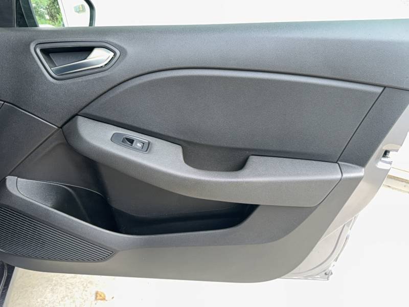 Renault Clio - Photo 9