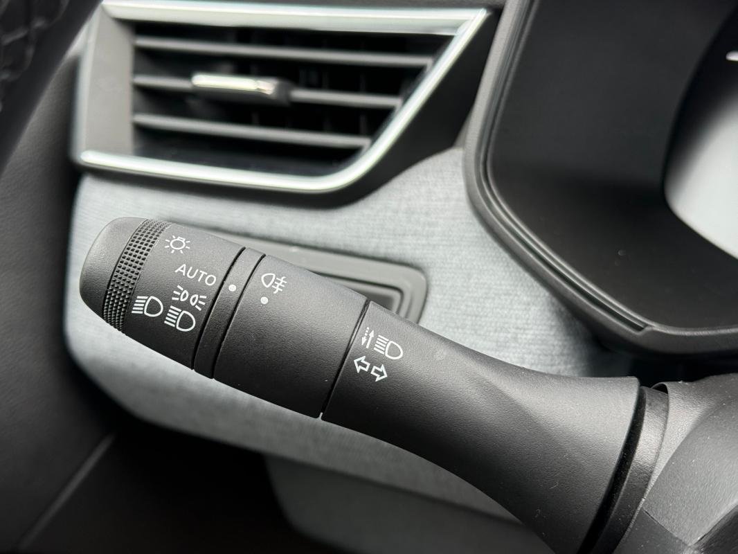 Renault Clio - Photo 14