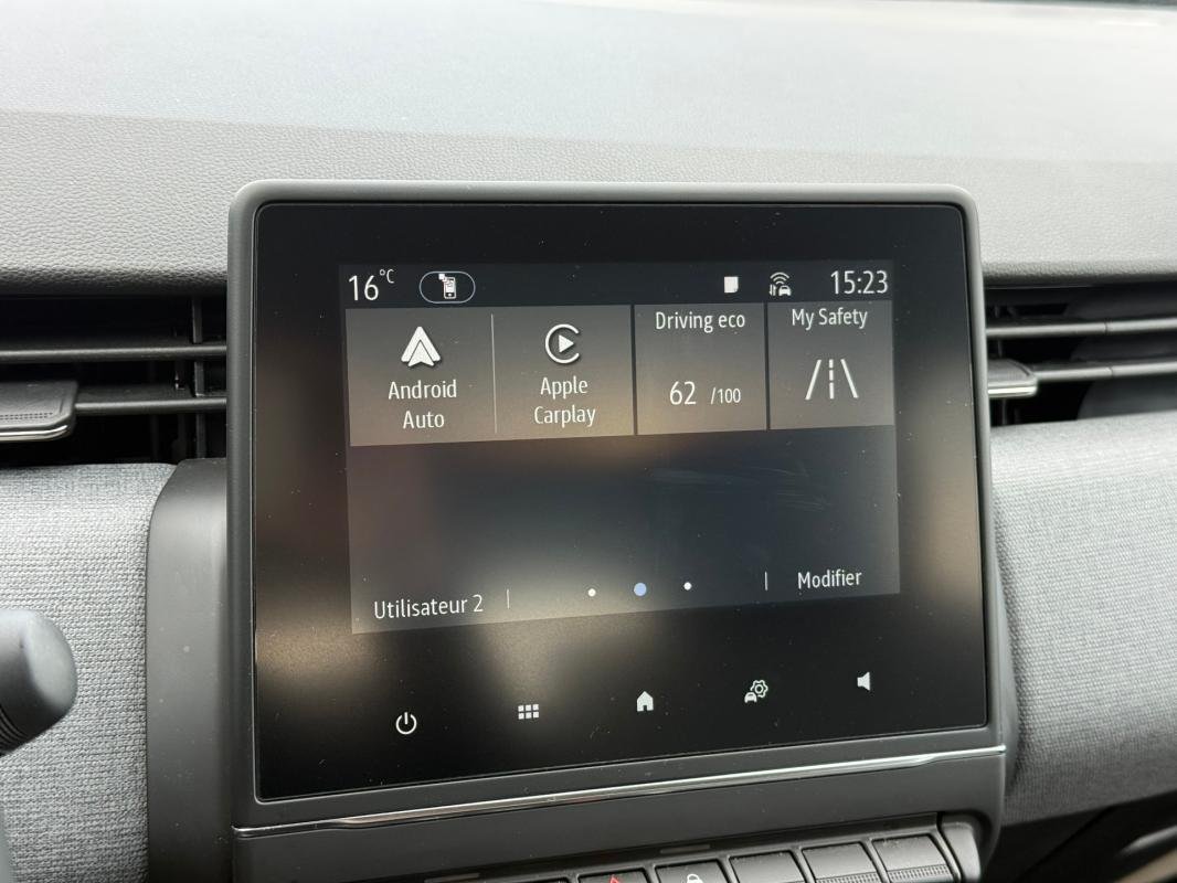 Renault Clio - Photo 21