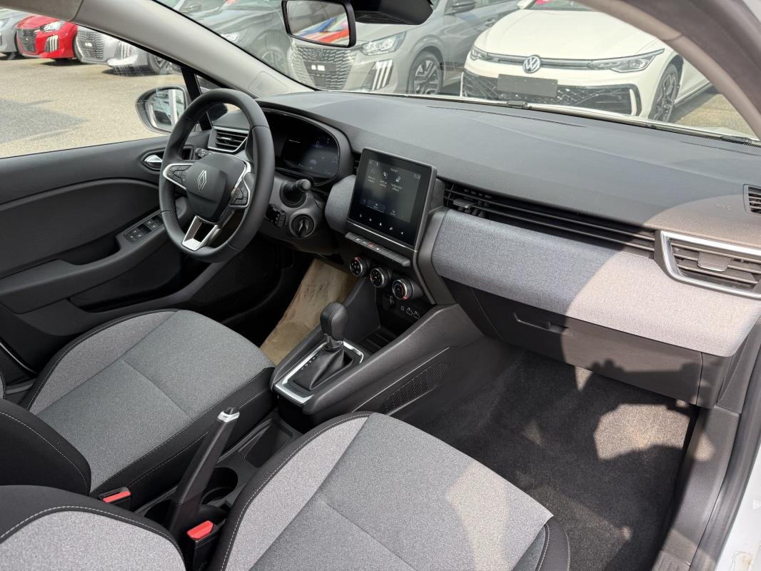 Renault Clio - Photo 27