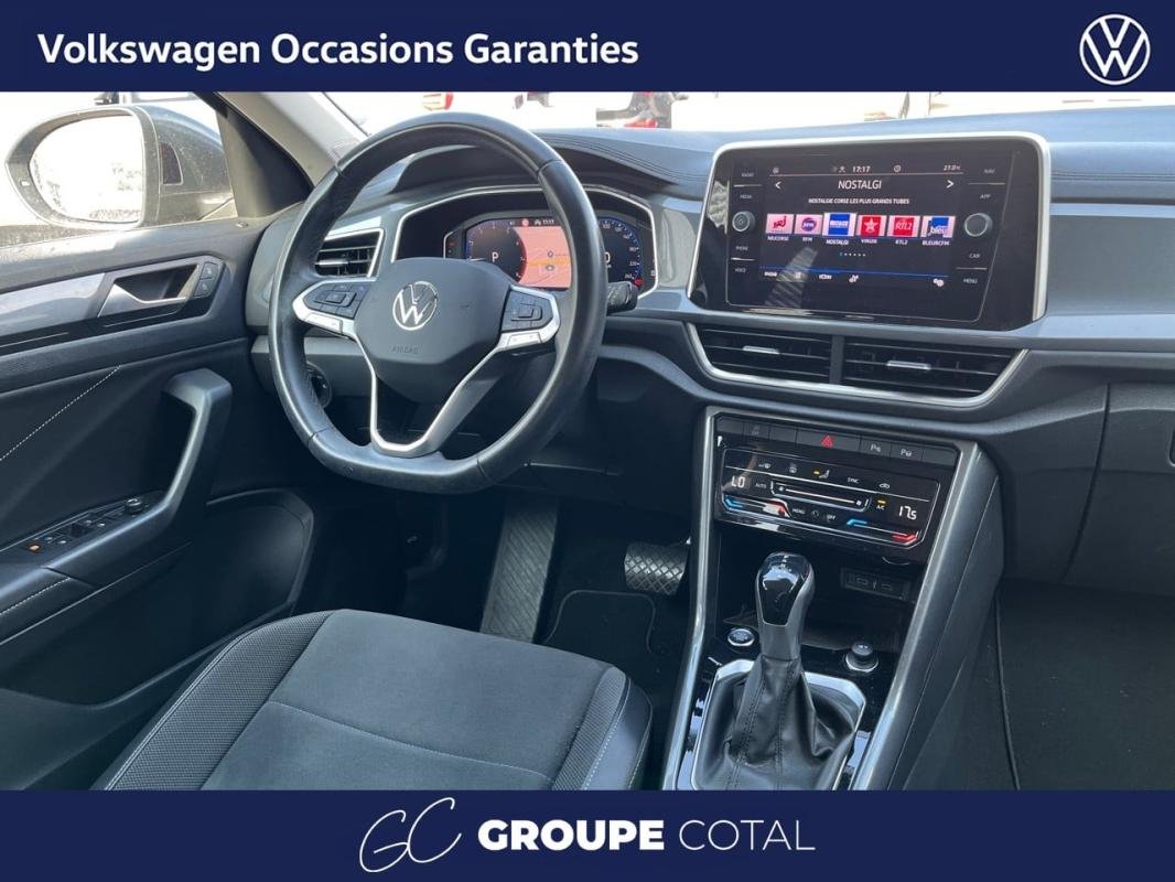 Volkswagen T-Roc - Photo 15