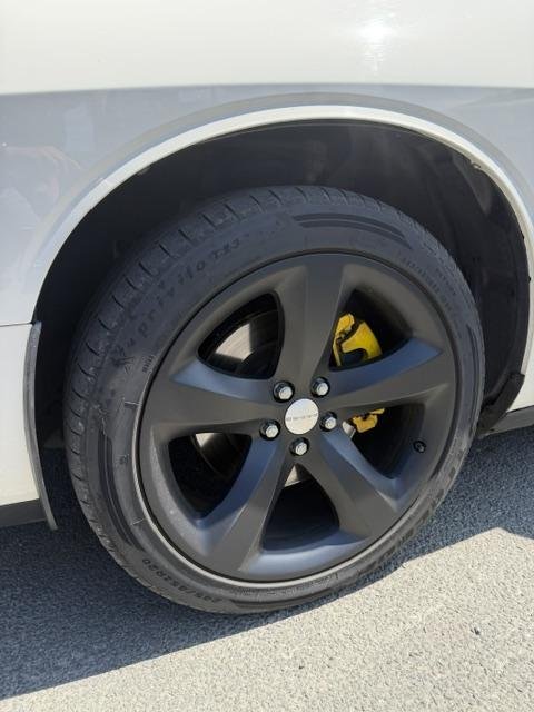Dodge Challenger - Photo 19
