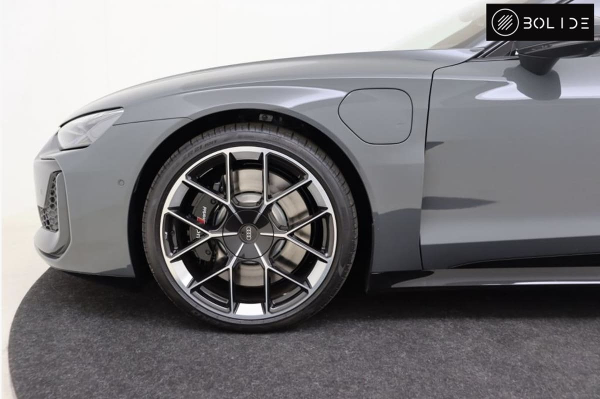 Audi e-tron gt - Photo 37