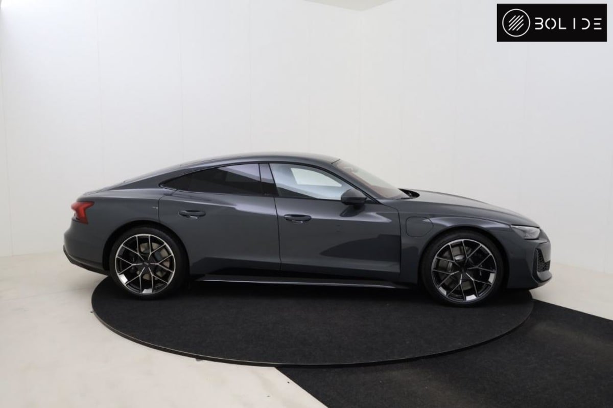 Audi e-tron gt - Photo 4