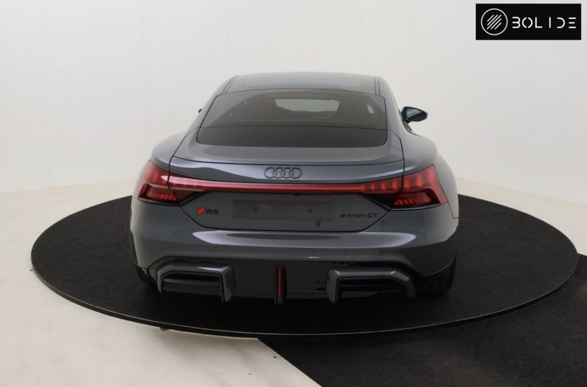 Audi e-tron gt - Photo 7