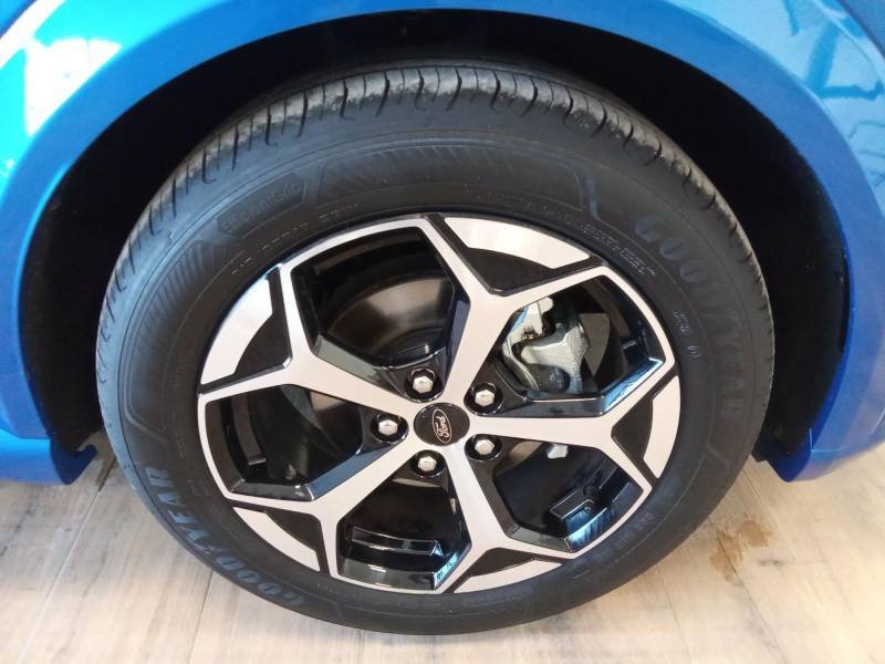 Ford Puma - Photo 17
