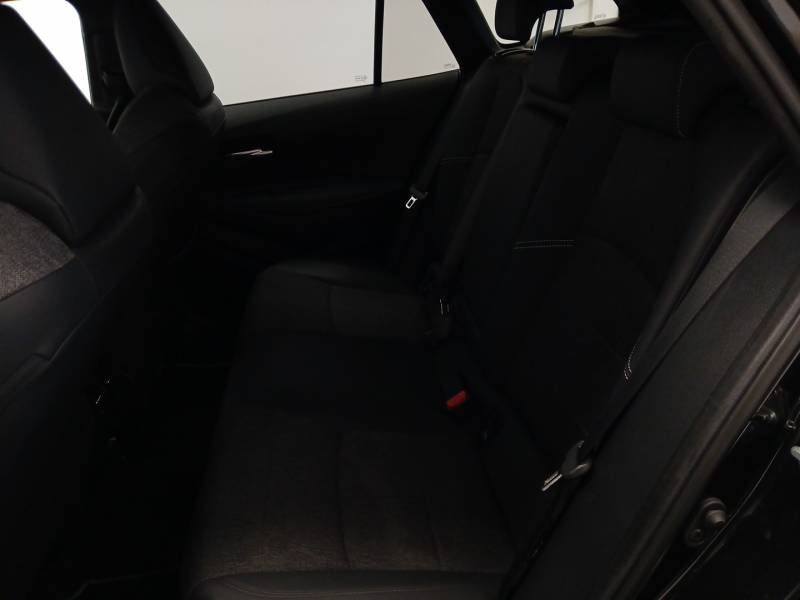 Toyota Corolla - Photo 13