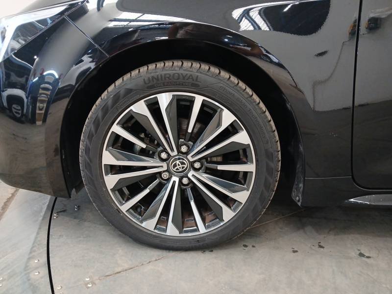 Toyota Corolla - Photo 9