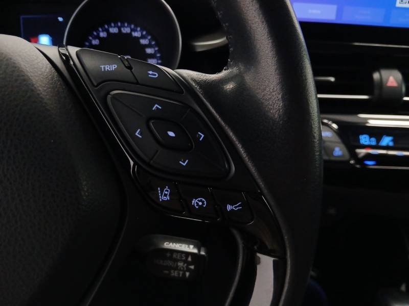Toyota C-HR - Photo 21