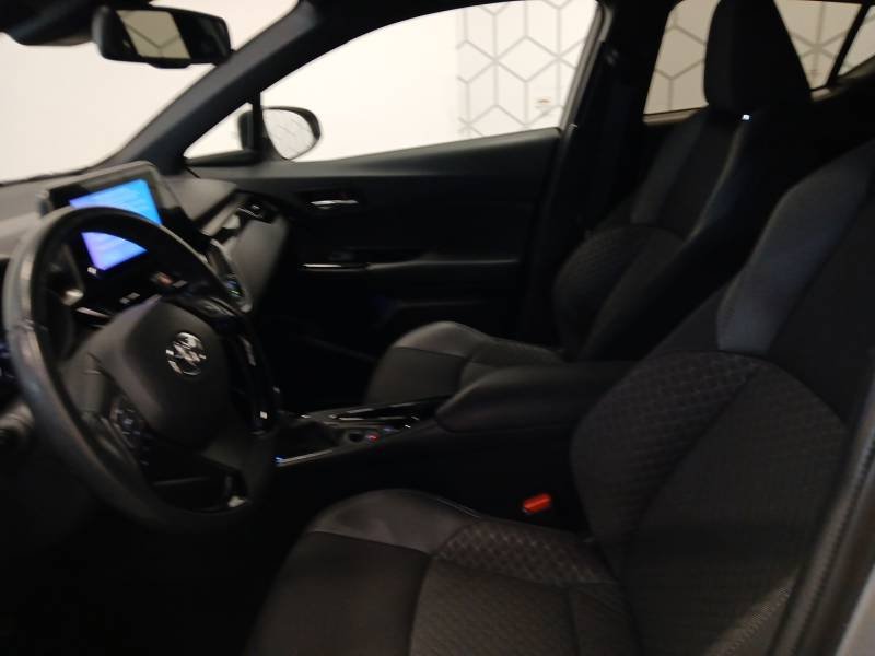 Toyota C-HR - Photo 10