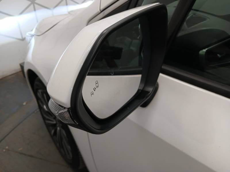 Toyota Corolla - Photo 16