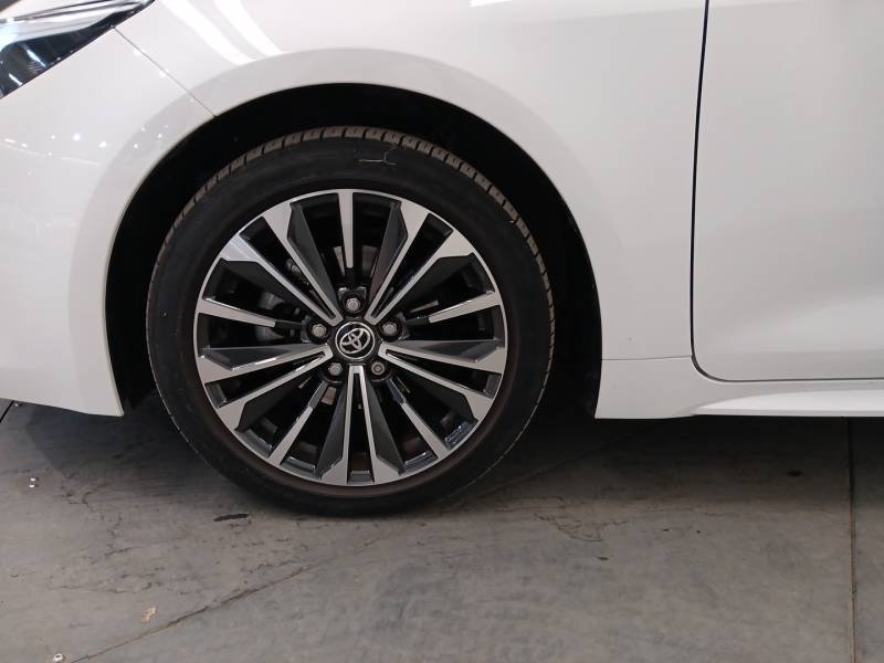 Toyota Corolla - Photo 9