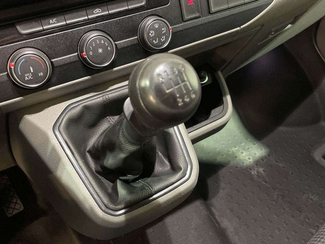 Volkswagen Transporter - Photo 11