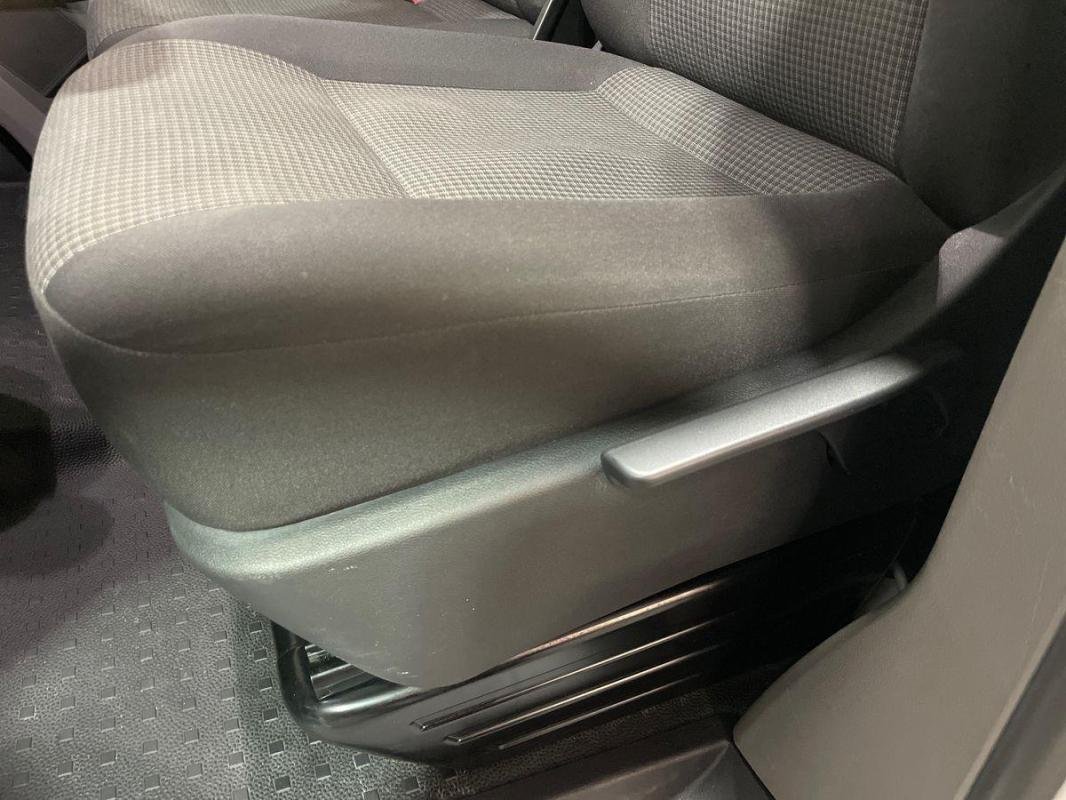Volkswagen Transporter - Photo 14
