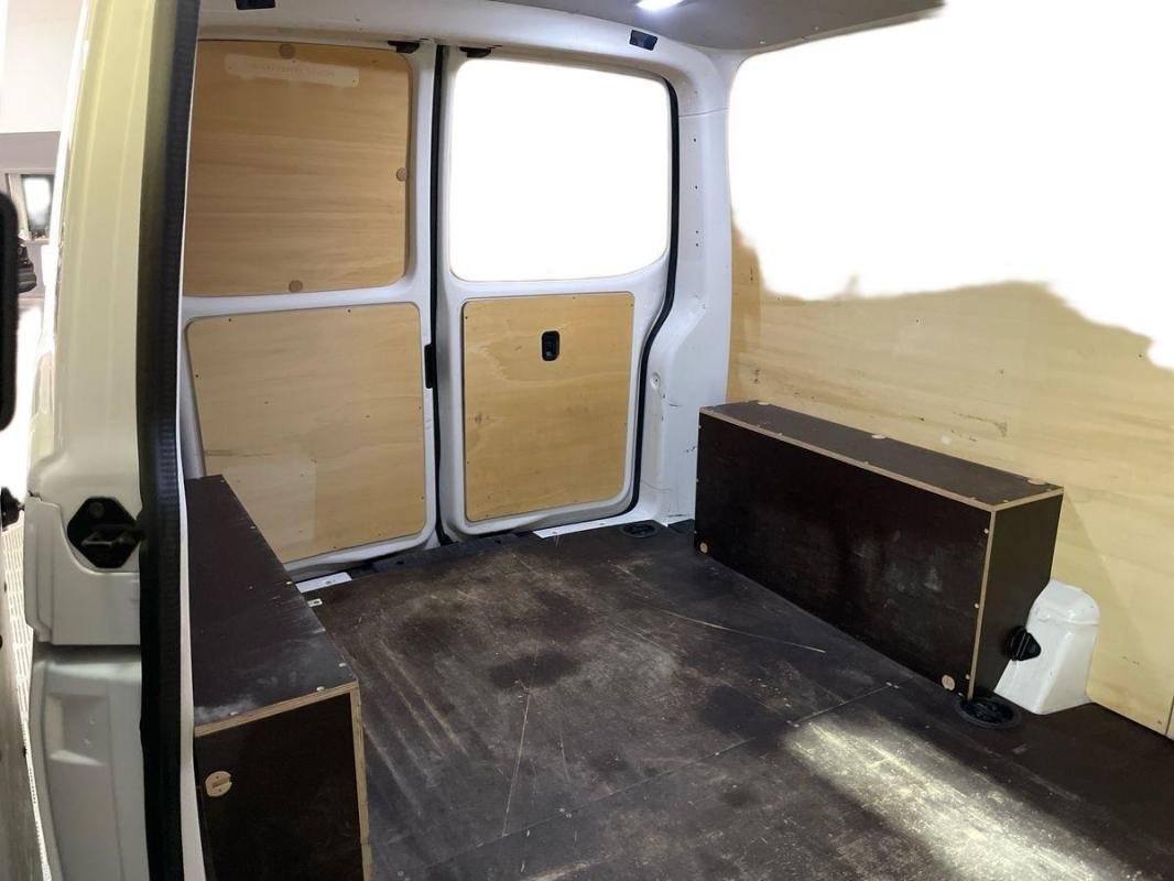 Volkswagen Transporter - Photo 23