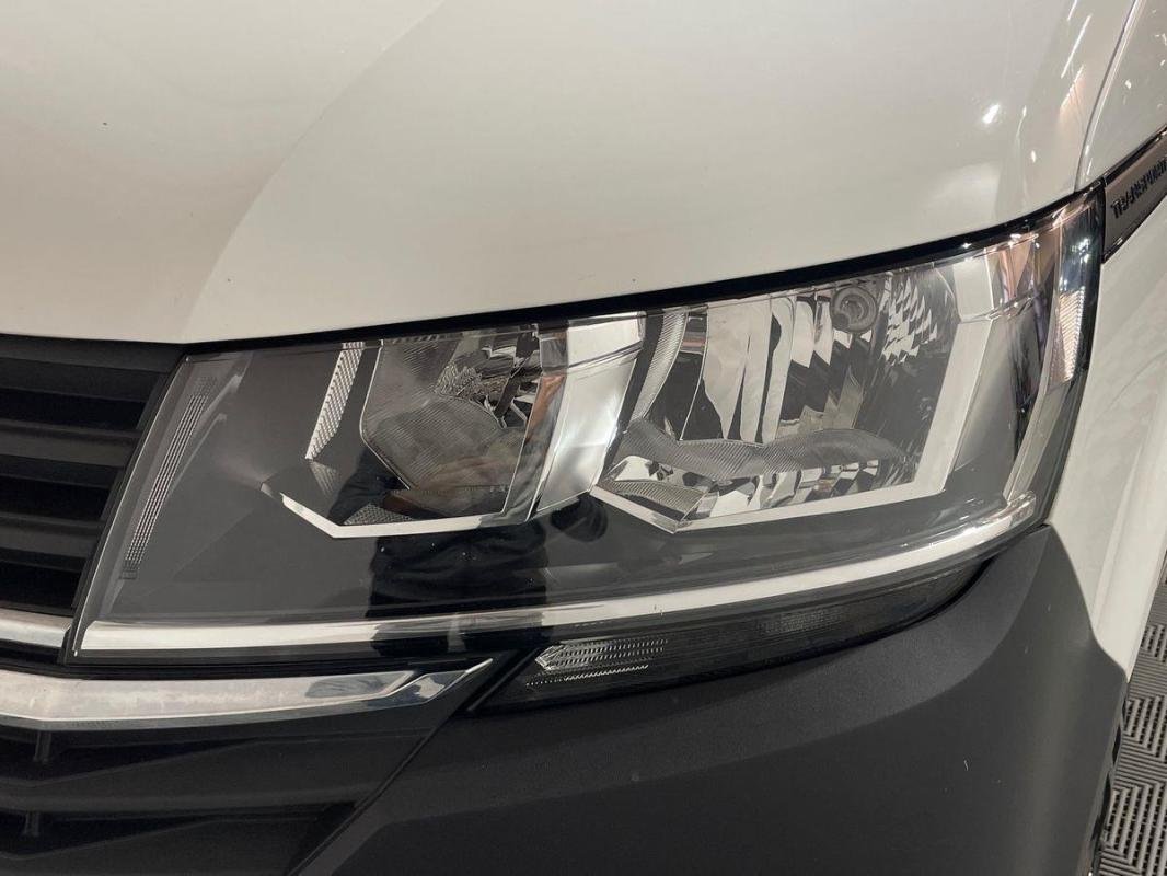 Volkswagen Transporter - Photo 25