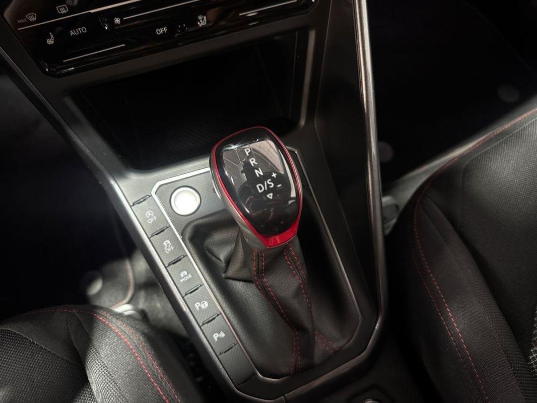 Volkswagen Polo - Photo 11