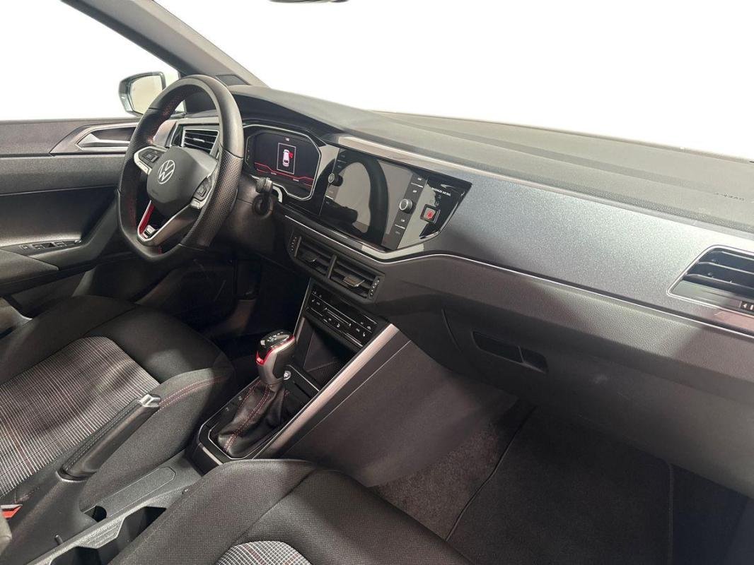 Volkswagen Polo - Photo 13