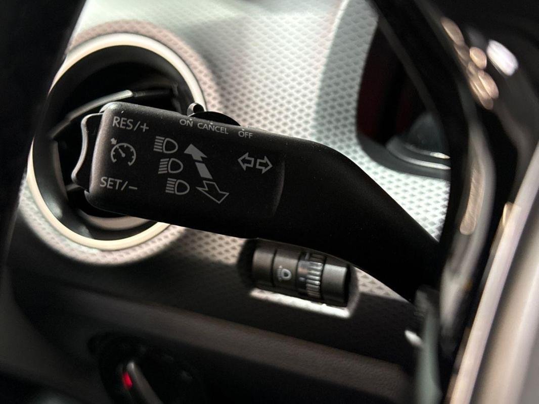 Volkswagen Up! - Photo 21