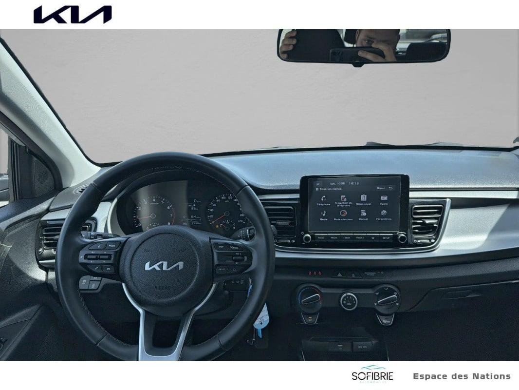 Kia Rio - Photo 6