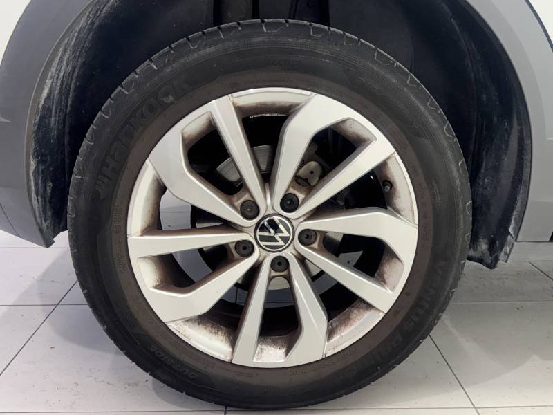 Volkswagen T-Roc - Photo 21