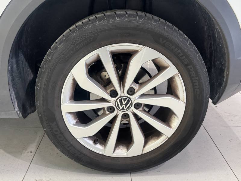 Volkswagen T-Roc - Photo 24