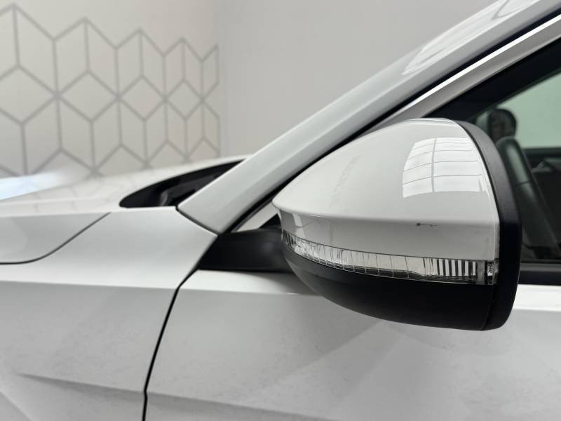 Volkswagen T-Roc - Photo 25