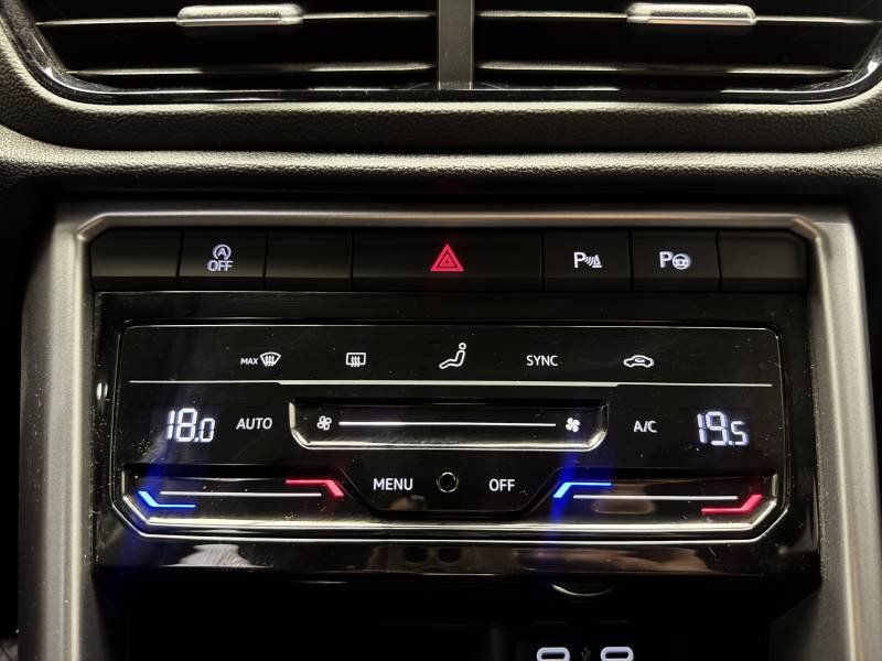 Volkswagen T-Roc - Photo 3