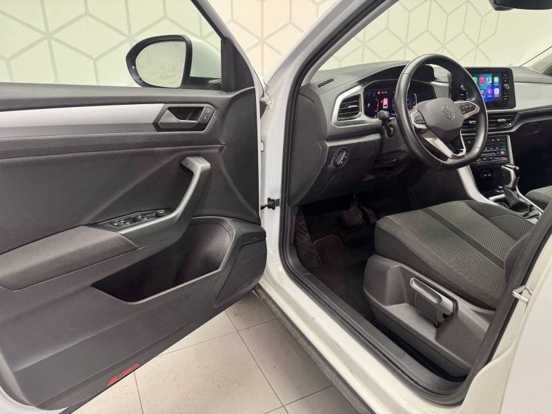 Volkswagen T-Roc - Photo 33