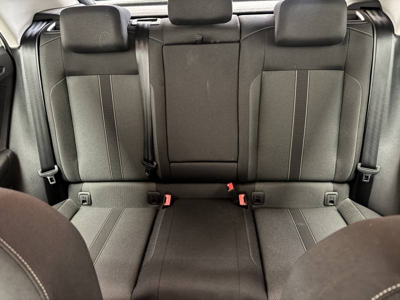 Volkswagen T-Roc - Photo 36