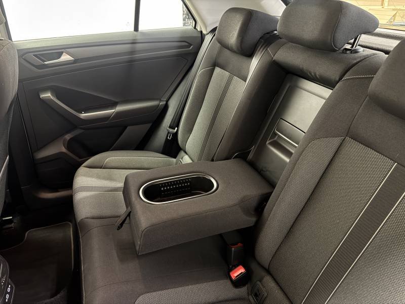 Volkswagen T-Roc - Photo 38