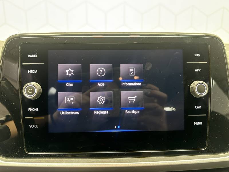 Volkswagen T-Roc - Photo 8