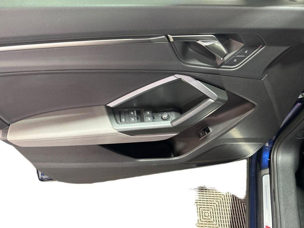 Audi Q3 - Photo 15