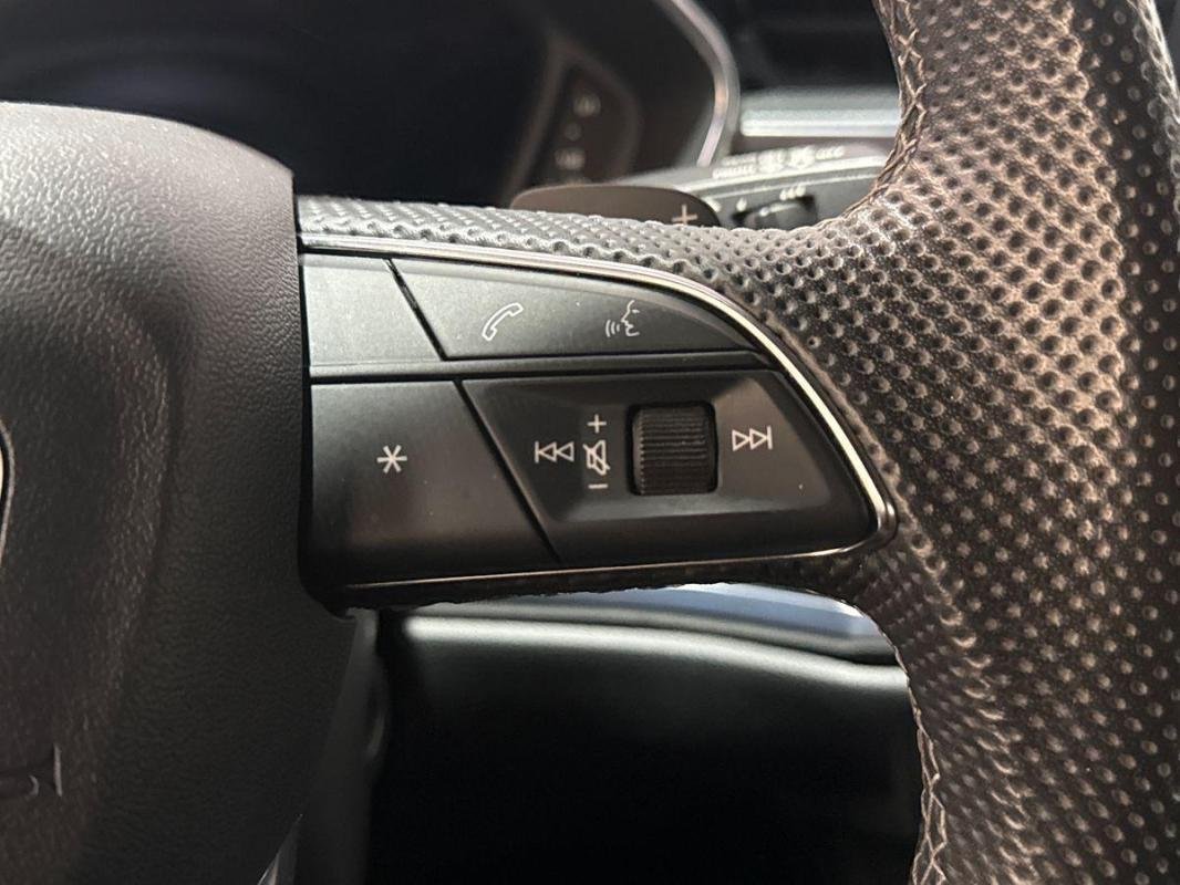 Audi Q3 - Photo 20