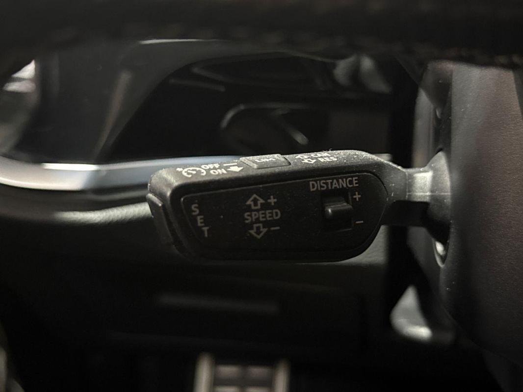 Audi Q3 - Photo 21
