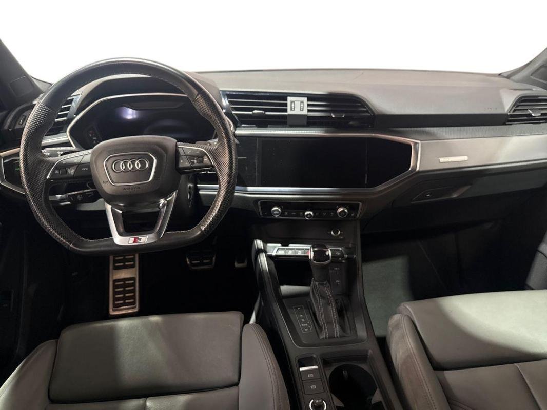 Audi Q3 - Photo 8