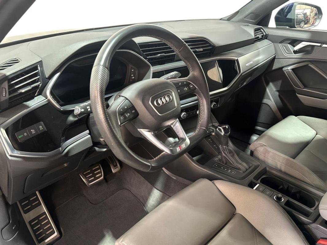 Audi Q3 - Photo 9