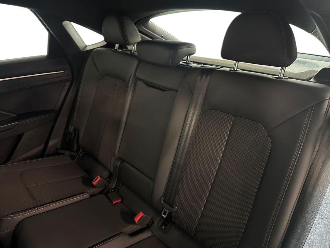 Audi Q3 Sportback - Photo 23