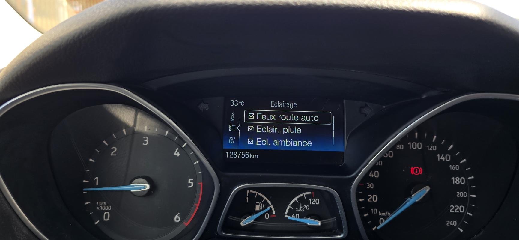 Ford Focus - Photo 17