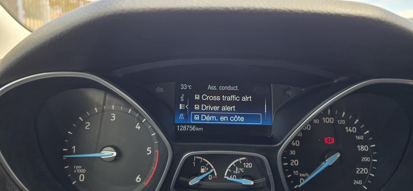 Ford Focus - Photo 18