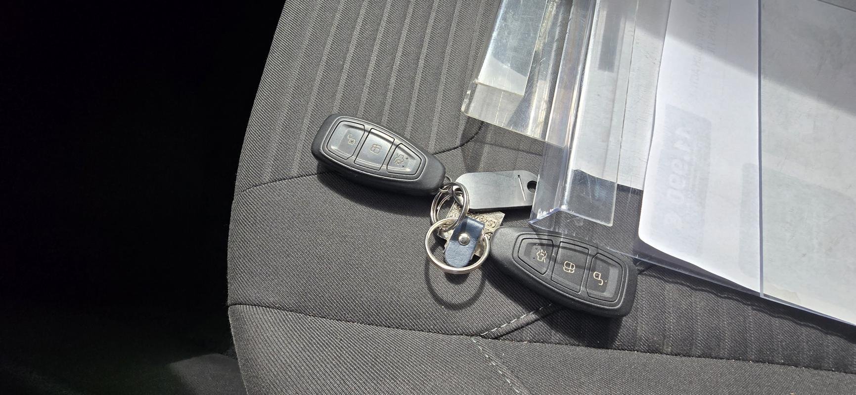 Ford Focus - Photo 23