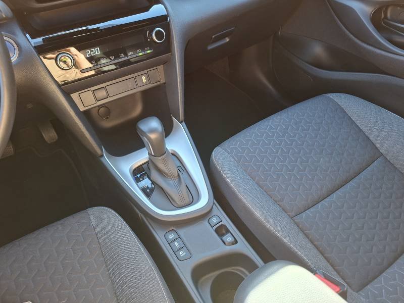Toyota Yaris - Photo 16