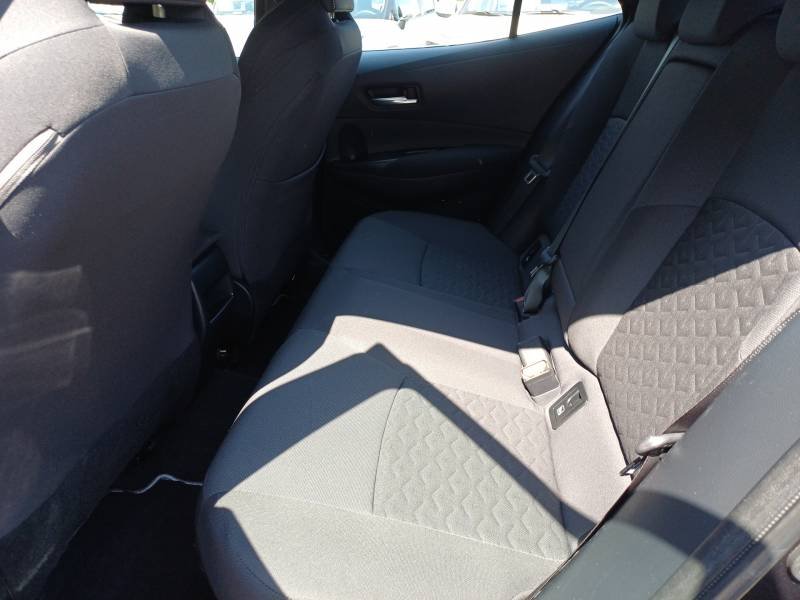 Toyota Corolla - Photo 11