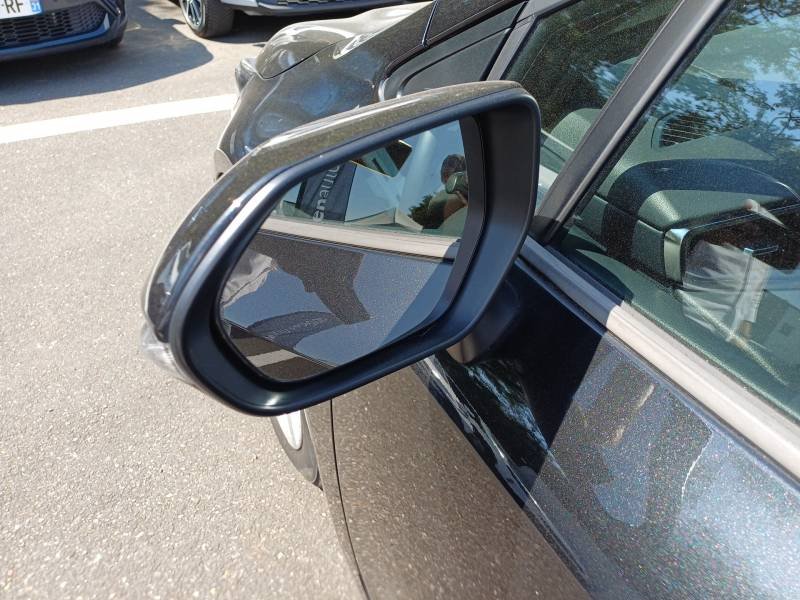 Toyota Corolla - Photo 16