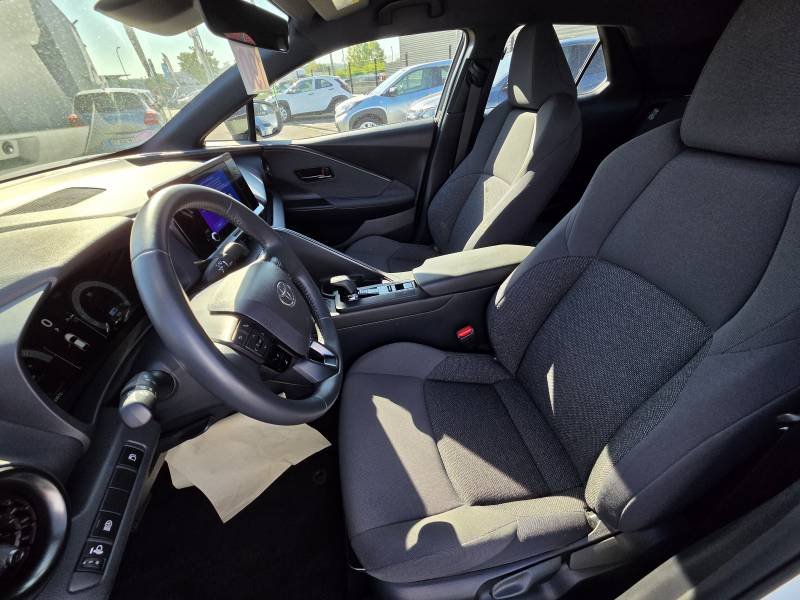 Toyota C-HR - Photo 10