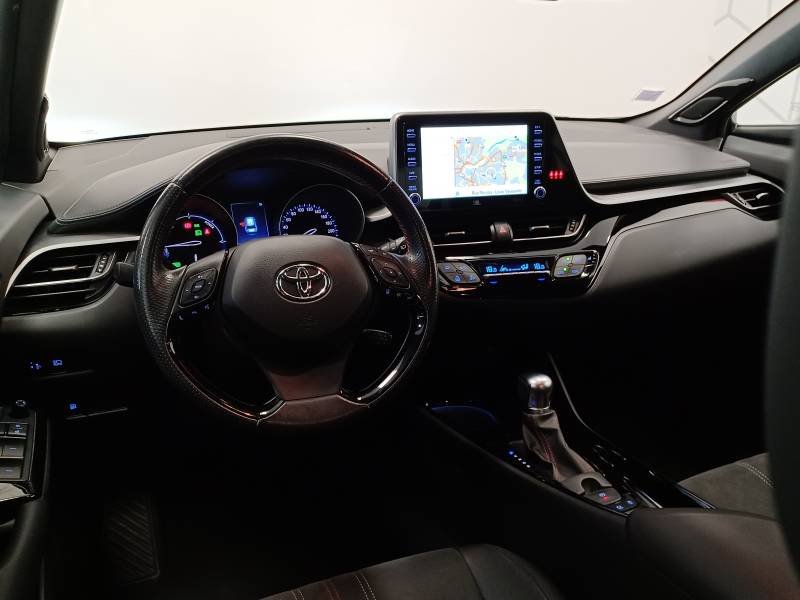 Toyota C-HR - Photo 11