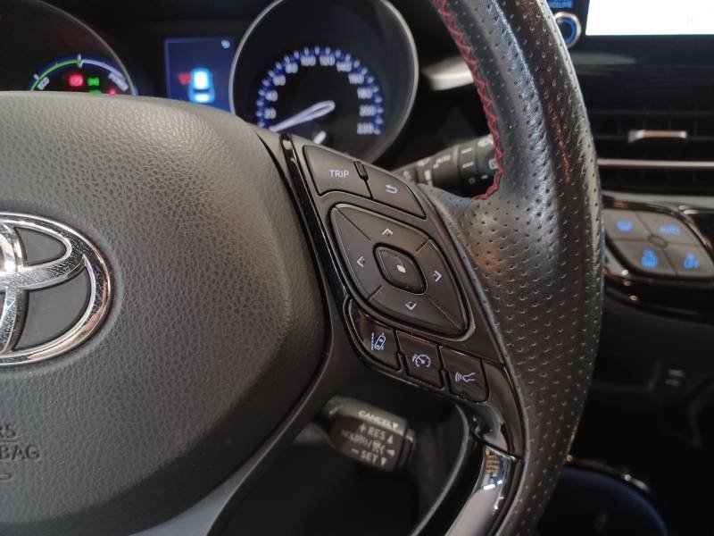 Toyota C-HR - Photo 16