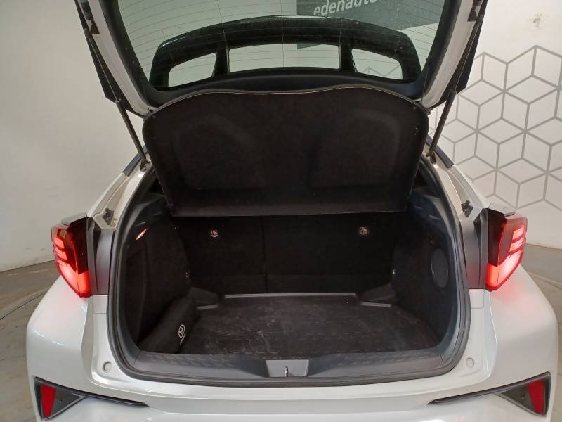 Toyota C-HR - Photo 26